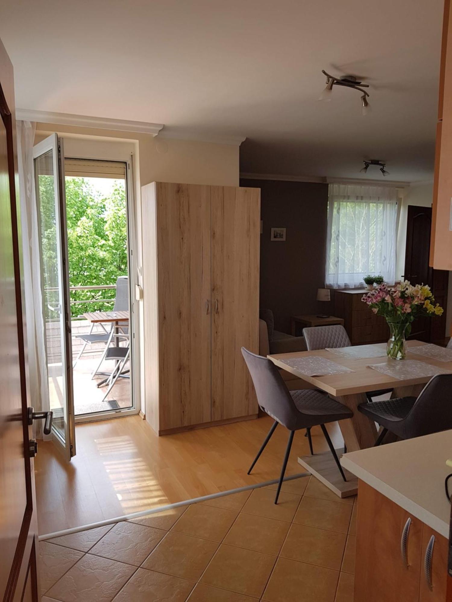 Elek Apartmanház Hajdúszoboszló Kültér fotó