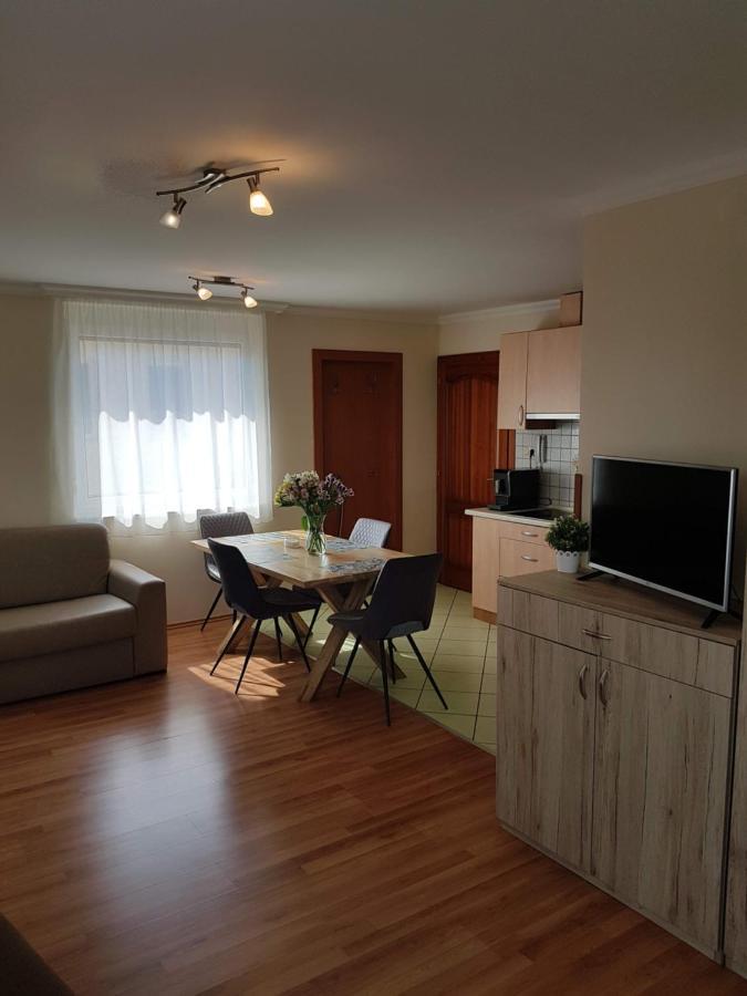 Elek Apartmanház Hajdúszoboszló Kültér fotó