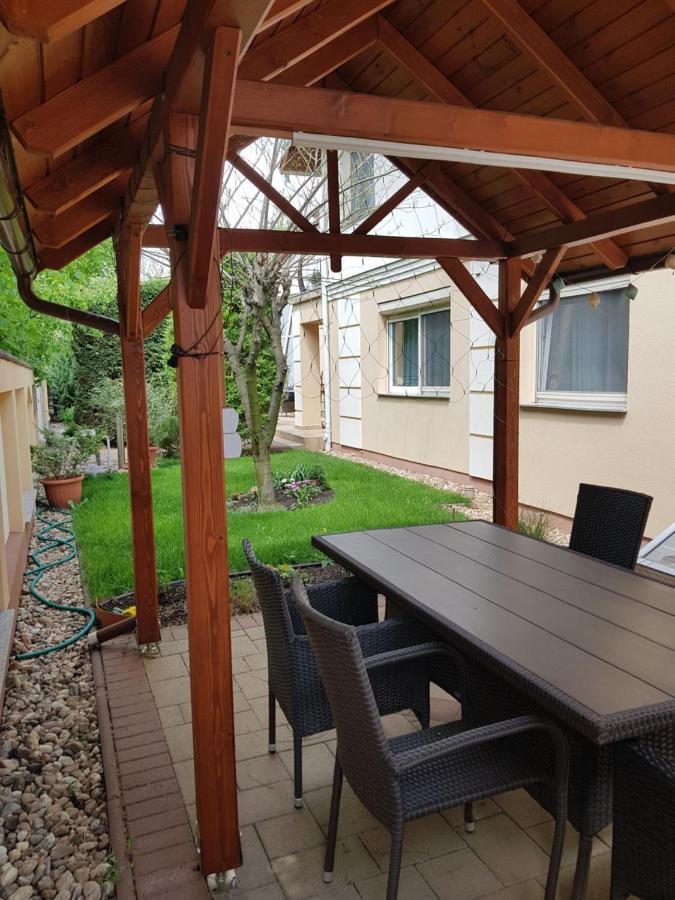 Elek Apartmanház Hajdúszoboszló Kültér fotó